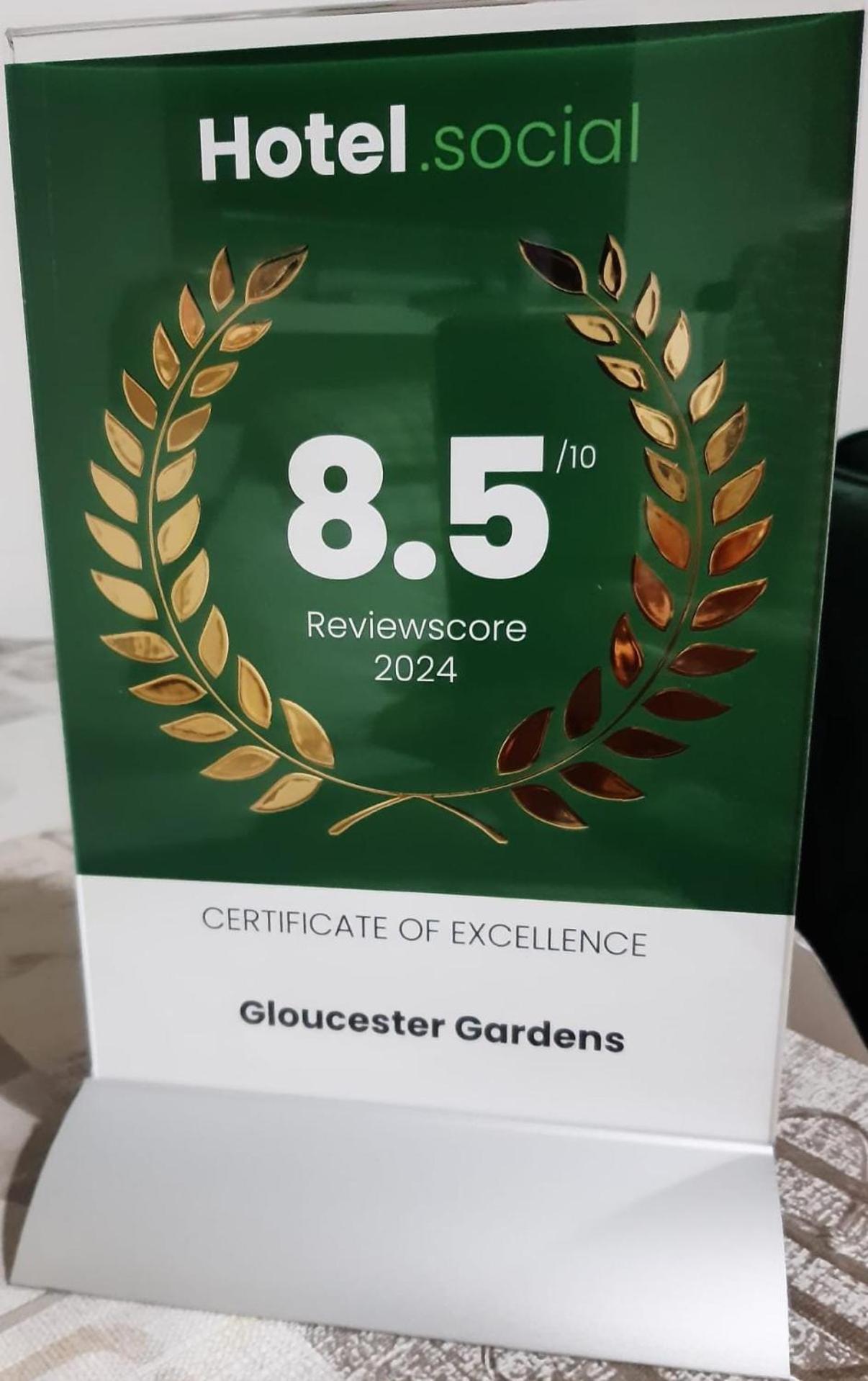 Gloucester Gardens London Exterior photo
